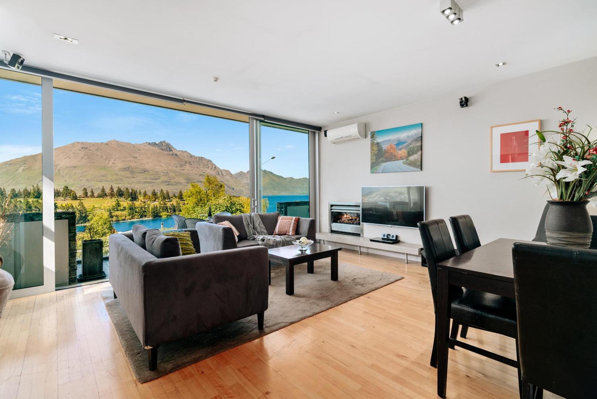 Modern Executive Living In Pounamu クイーンズタウン エクステリア 写真